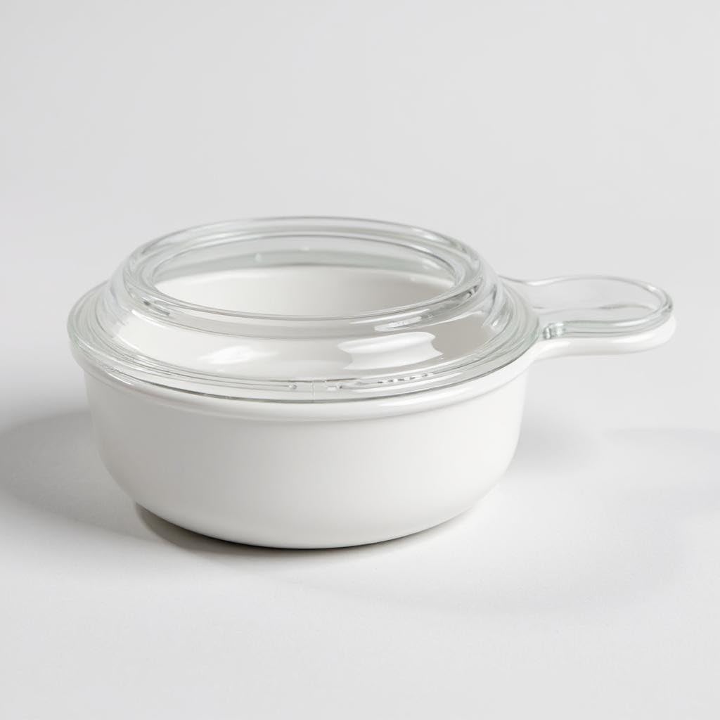 Corning Ware (15 ounce) "Grab It" White Handled Bowl with Glass Lid