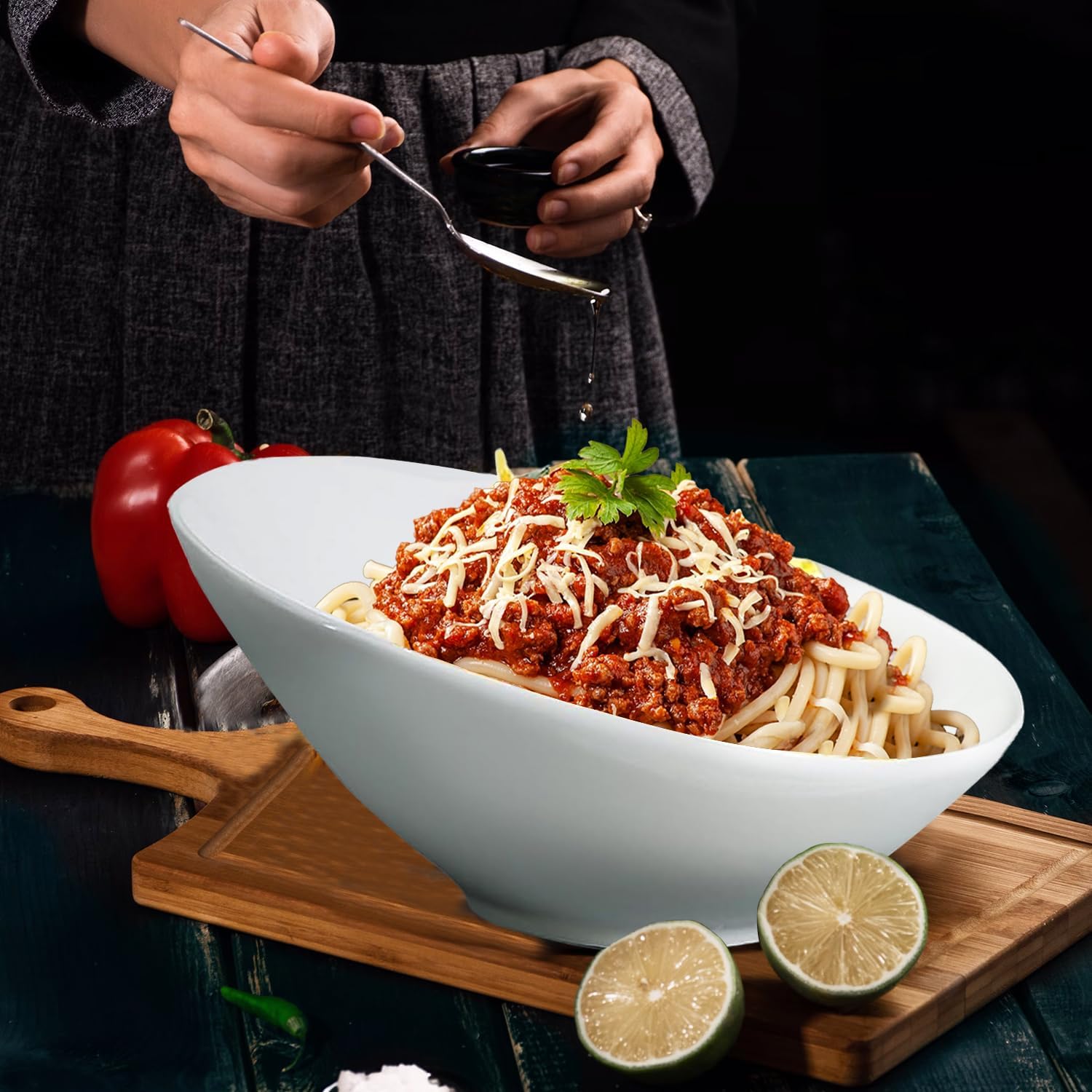2 Pack Angled Serving Bowls 26oz /770ml Ceramic Salad Bowls Set Porcelain Serving Bowls White Slanted Bowl for Salad  Soup  Pasta  Fruit  Cereal