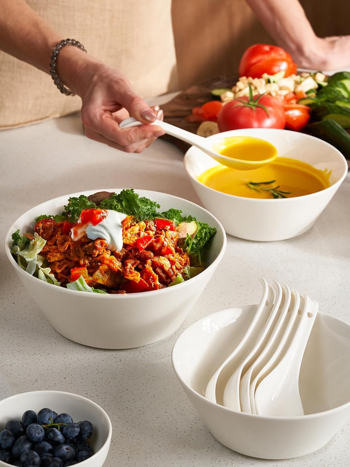 DOWAN 32 OZ Large Soup Bowls Set of 4 - White Ceramic Bowls for Kitchen  Deep Bowls for Cereal  Salad  Pasta  Fruits  Ramen  Dishwasher & Microwave Safe