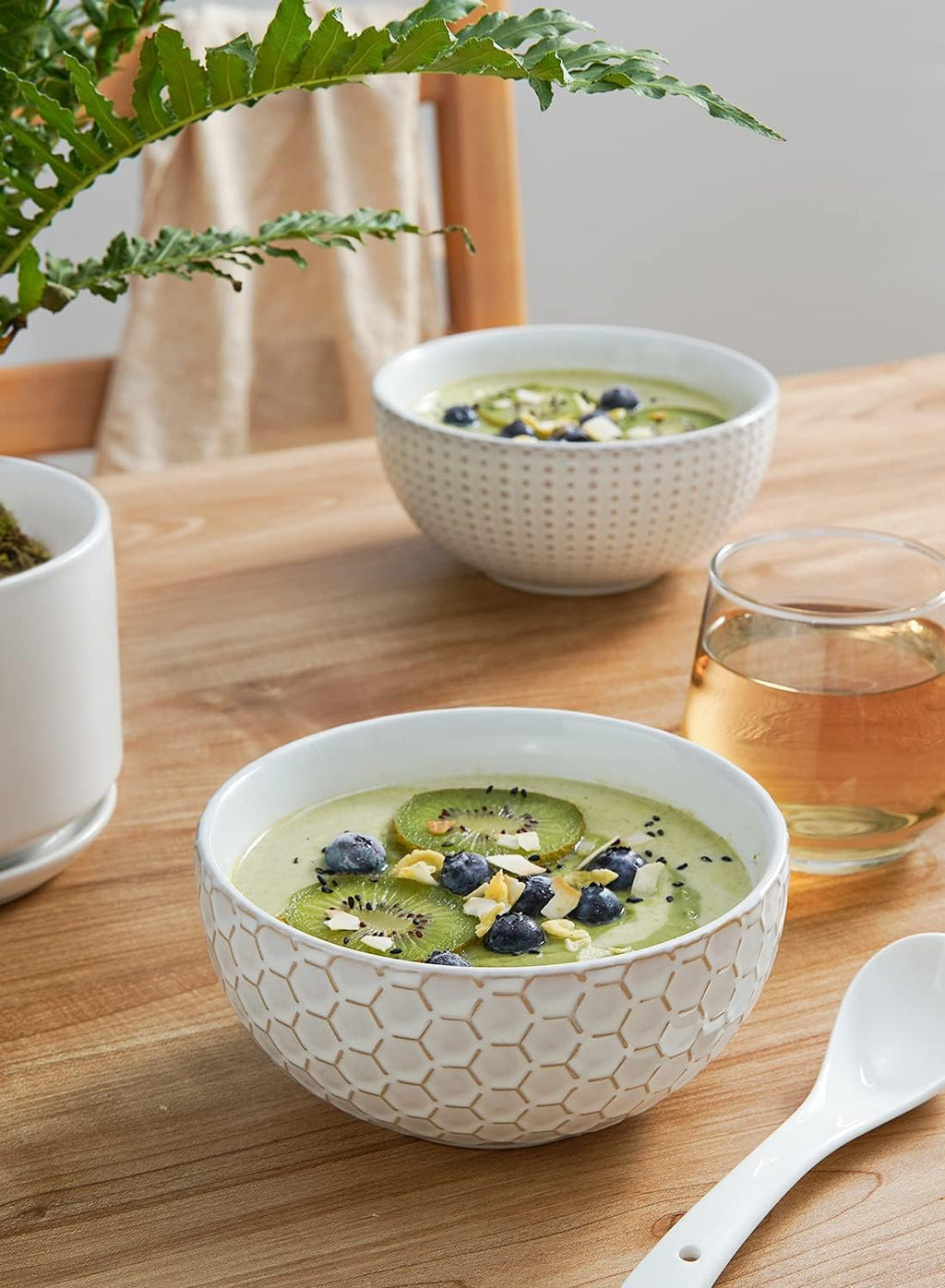 LE TAUCI Cereal bowls 26 oz  Ceramic Soup Bowl for Kitchen  Embossment Stoneware Bowl for Pho  Chip  Fruits  Salad  Noodle  Ramen  Suit For Housewarming - 6 Inch  Set of 4  Arctic white