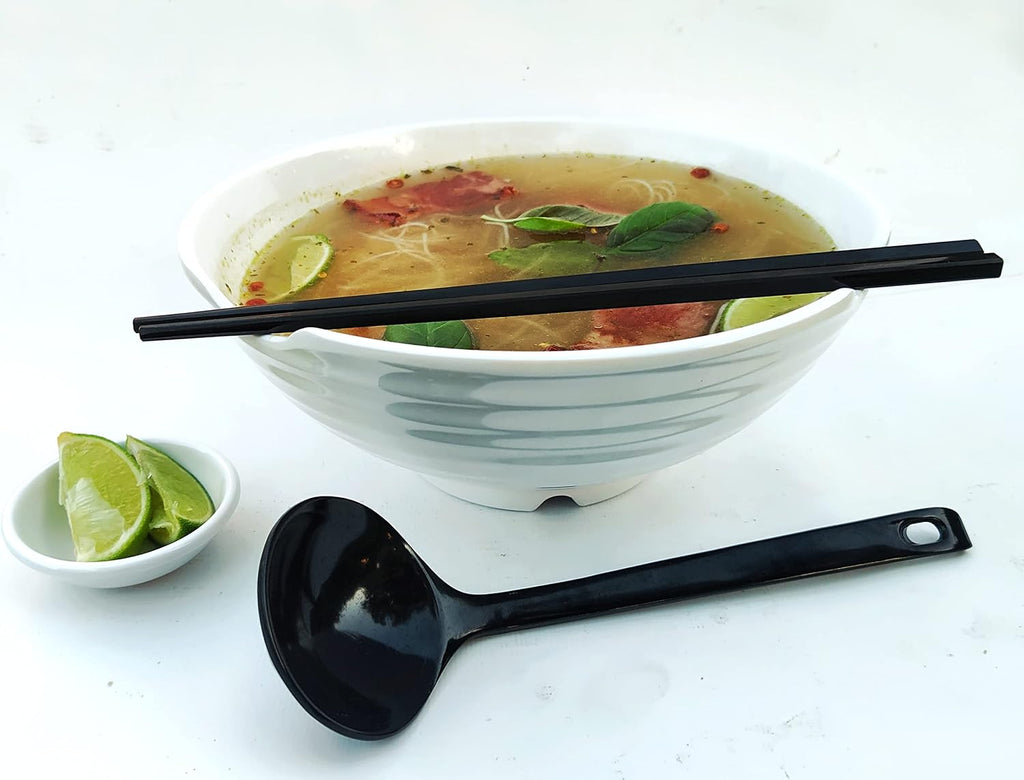 4 XL White Pho Bowls set. 16 Pieces Pho Bowl Set for Asian Noodle Dishes  52 oz Restaurant Quality Melamine. Perfect for Ramen  Curry  Udon  Thai. Includes Spoons  Chopsticks And Sauce Dishes.